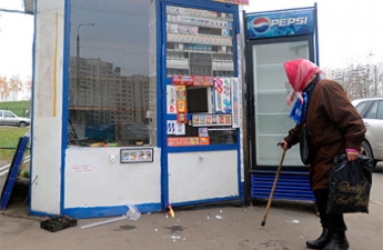 С ларьками в Москве покончили, взялись за мини-магазины